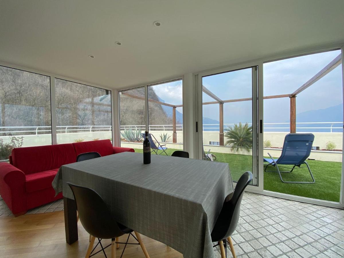 Attico With Big Terrace In Residence With Pool 발브로나 외부 사진